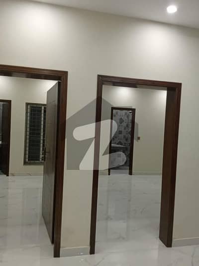 ایچیسن سوسائٹی لاہور میں 2 کمروں کا 5 مرلہ بالائی پورشن 35.0 ہزار میں کرایہ پر دستیاب ہے۔