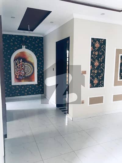 نشیمنِ اقبال فیز 2 نشیمنِ اقبال,لاہور میں 6 کمروں کا 10 مرلہ مکان 1.25 لاکھ میں کرایہ پر دستیاب ہے۔