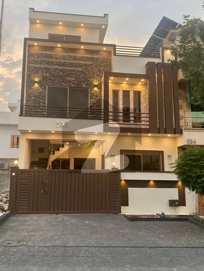 05 marla brand new house for sale in g-13 Islamabad