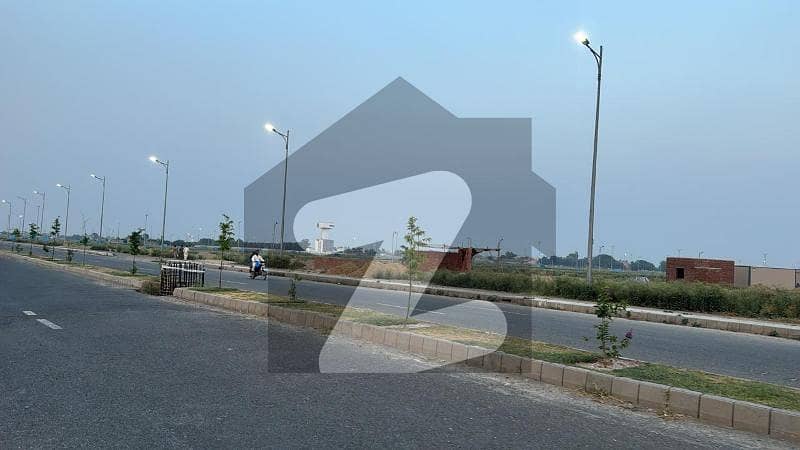 1 kanal plot available in D block for sale in DHA phase 9 prism