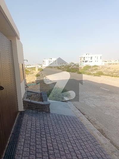 300sq yd Plot Available Leased Area Very Reasonable In Price