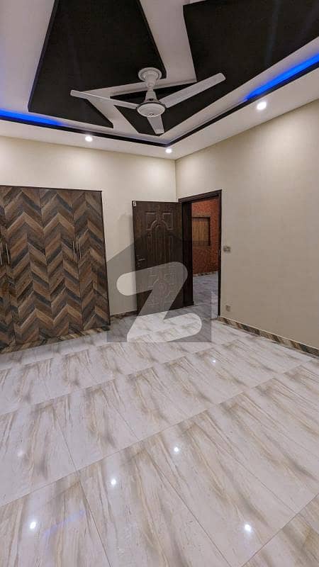 Bahria Town Phase 8 10 Marla Brand New Full House Available For Rent