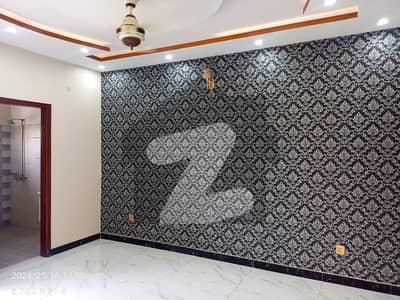 یو ای ٹی ہاؤسنگ سوسائٹی لاہور میں 3 کمروں کا 1 کنال بالائی پورشن 75.0 ہزار میں کرایہ پر دستیاب ہے۔