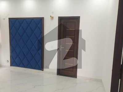1 Kanal Lower Portion For Rent In Green City Green City