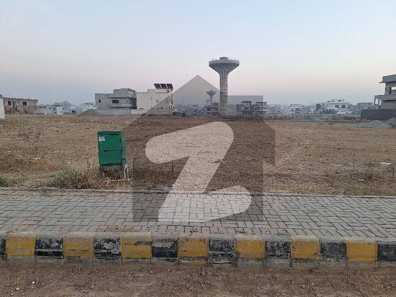 Residential plot 50x90 street#121 solid land margala face 100% level 50 feet wide road Big number direct access to main road prime location available for sale in G-14/3