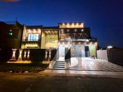 10 Marla brand new house for sale in johar town