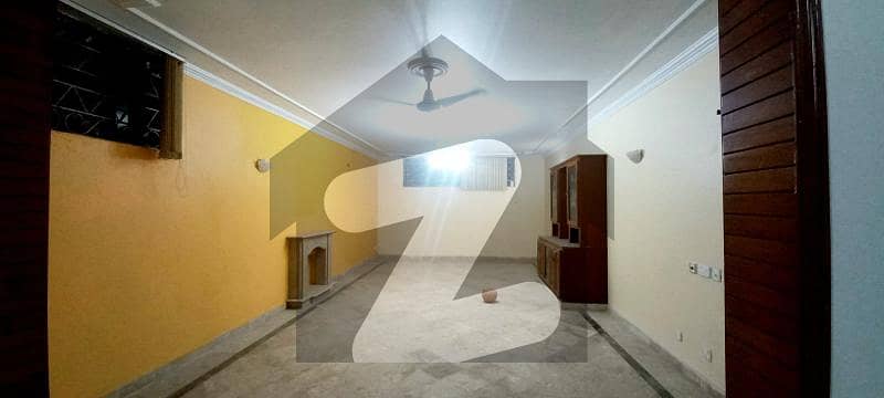 House For sale In F 11 1 isb