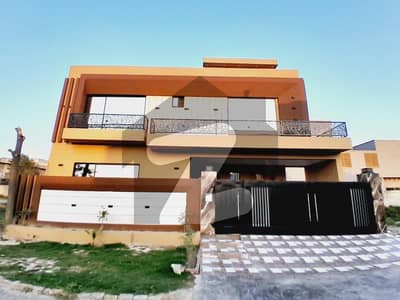 10 Marla brand new house for sale wapda town phase 1