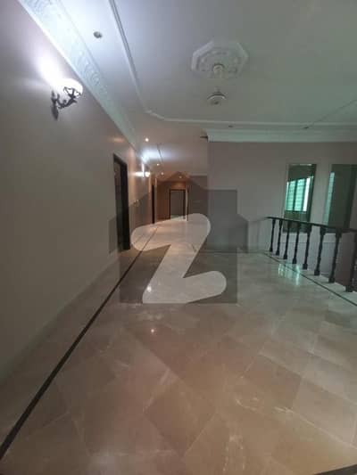 ڈی ایچ اے فیز 4 ڈی ایچ اے ڈیفینس,کراچی میں 5 کمروں کا 2 کنال مکان 16.0 کروڑ میں برائے فروخت۔