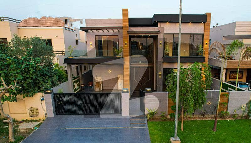 5 Marla Unique Architect Design Modran Bungalow For Sale In DHA