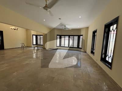 ڈی ایچ اے فیز 5 ڈی ایچ اے ڈیفینس,کراچی میں 6 کمروں کا 1 کنال مکان 32.0 کروڑ میں برائے فروخت۔