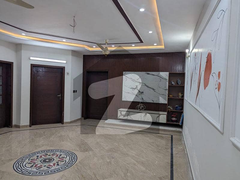 10 Marla Lower Portion For Rent At Very Ideal Location Bahria Town Lahore