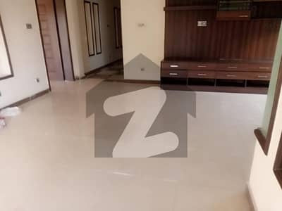 LOW BUDGET ONE KANAL Upper Portion for rent DHA phase 3 In Lahore