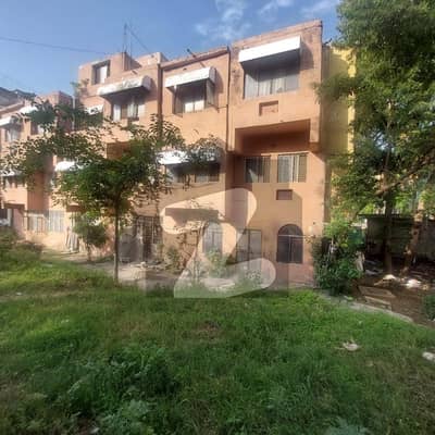 972 Sq Yard For Sale Liveable House F8/1 Islamabad