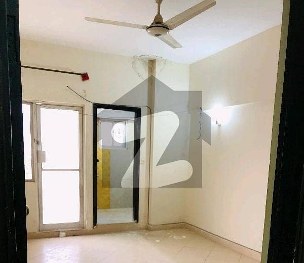 Spacious 1550 Square Feet Flat Available For rent In E-11