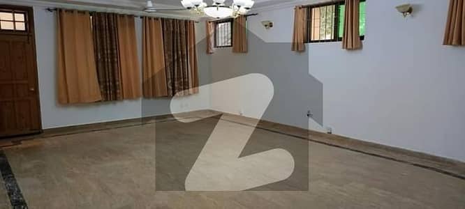 G-10/2 One Kanal Open Basement With Lawan For Rent