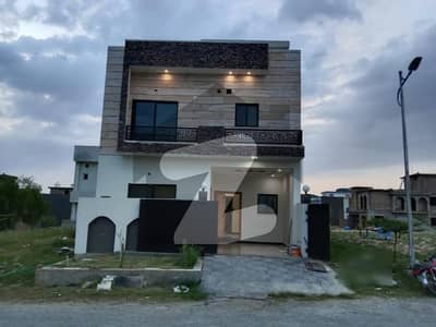 House Of 5 Marla Available For Sale In MPCHS - Block F