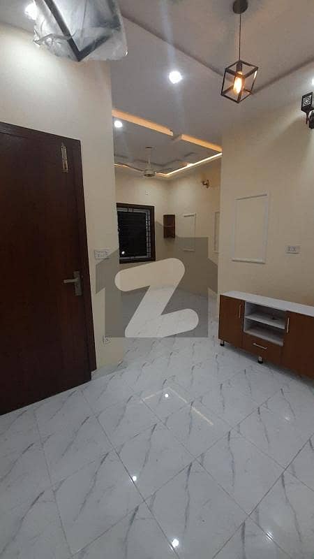 بوستان روڈ راولپنڈی میں 3 کمروں کا 3 مرلہ مکان 1.35 کروڑ میں برائے فروخت۔