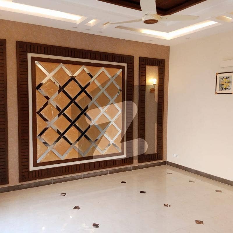 1 Kanal Modern Design Lower Lock Upper Portion For Rent In DHA Phase 8 Air Avenue