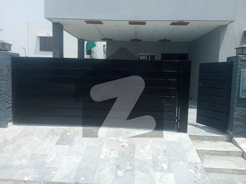 10 Marla house available for rent in dha phase 6 L block Lahore