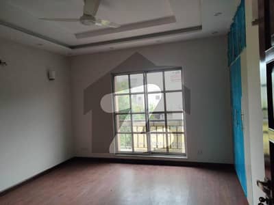 10 Marla Used House For Sale In Sector C, Bahria Town Lahore