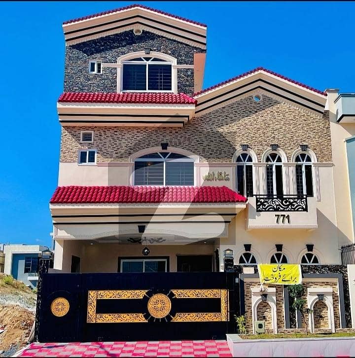 8 Marla Residential House available for sale in Sactor Faisal town A block Islamabad