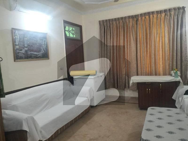 ٹاؤن شپ لاہور میں 4 کمروں کا 5 مرلہ مکان 1.65 کروڑ میں برائے فروخت۔