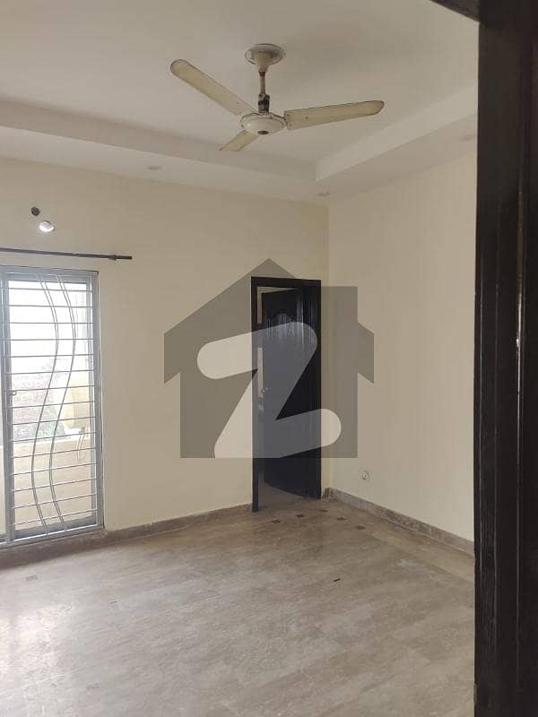 5 Marla Commercial Flat For Rent In Paragon City Paragon City, Lahore