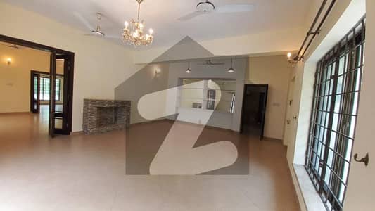 500 S/Y 4 Bedroom House For Rent In F-6, Islamabad.