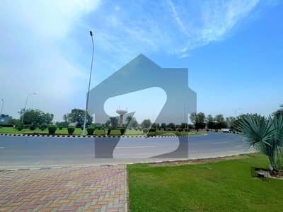 1 Kanal Plot For Sale At Good Location M3 In Lake City Lahore.