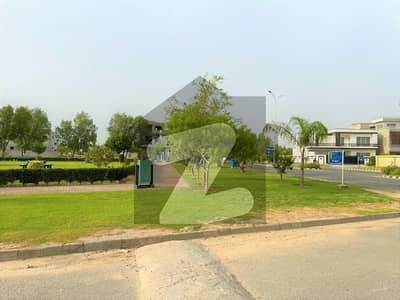 1 Kanal Plot For sale Best Price M2 in Lake City Lahore.