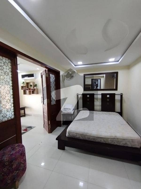 1 BED BRAND NEW LUXURY FULLY FURNISHED APPARTMENT FOR RENT IN QUAID BLOCK BAHRIA TOWN LAHORE