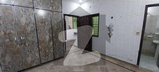 ایچیسن سوسائٹی لاہور میں 4 کمروں کا 3 مرلہ مکان 68.0 ہزار میں کرایہ پر دستیاب ہے۔