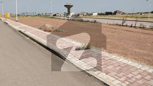 Open Transfer Residential Plot No. 80 C available in Khalid Block