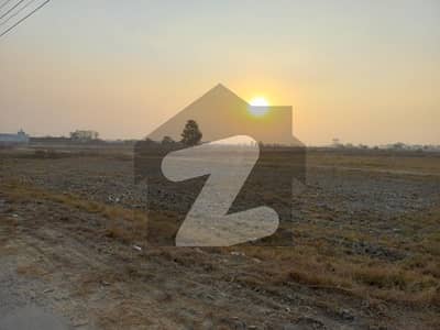 4 & 8 MARLA COMMERCIAL PLOTS AVAIALBLE FOR SALE IN DHA LAHORE