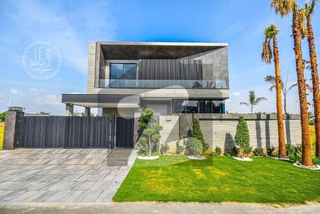 1 KANAL EYE CATCHING SUPERB LUXURY BUNGALOW FOR SALE ON TOP LOCATION
