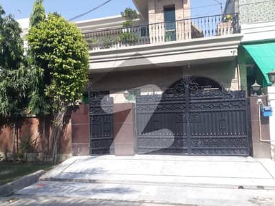Hot Deal !! 10 Marla Beautiful House with 4 Bedrooms For Sale In DHA Phase 1 |