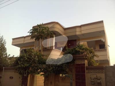 سکیم 33 کراچی میں 4 کمروں کا 16 مرلہ بالائی پورشن 3.6 کروڑ میں برائے فروخت۔