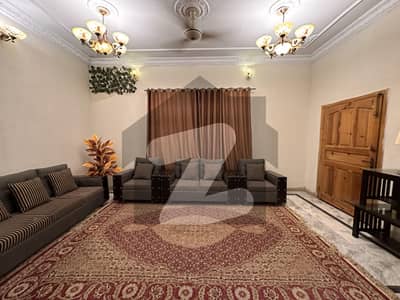 برما ٹاؤن اسلام آباد میں 4 کمروں کا 7 مرلہ مکان 1.6 کروڑ میں برائے فروخت۔