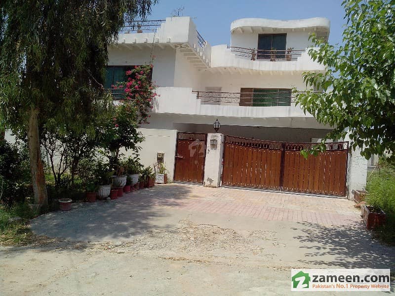 G-13/2 - 50x90 Double storey House 100% Level - Pindi Face