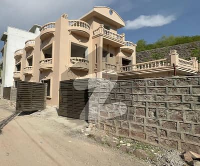 1 Kanal House For Sale Double Storey Luxury Modern Designer Stylish With Lawn Available