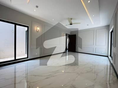 1 KANAL LIKE BRAND NEW UPPER PORTION AVAILABLE FOR RENT IN DHA PHASE 6 HOT LOCATION