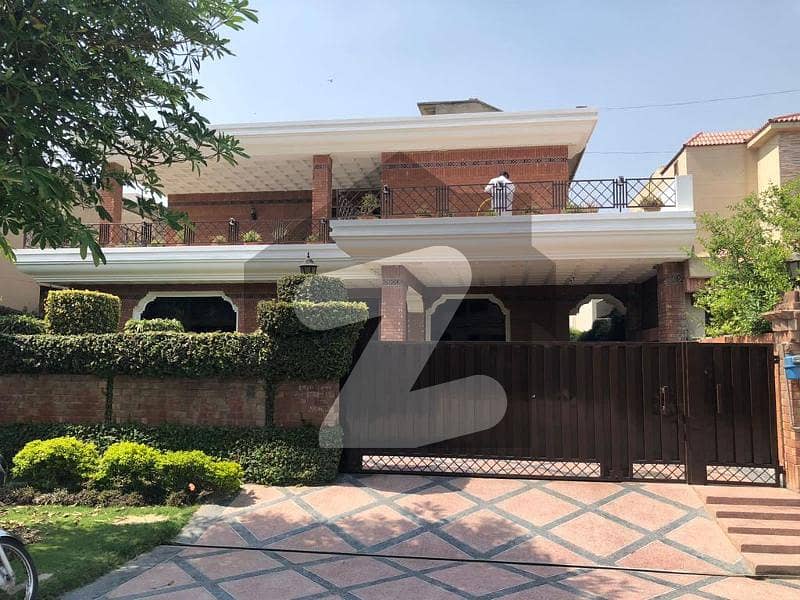 DEFENCE RENOVATED UPPER PORTION IN DHA LAHORE
