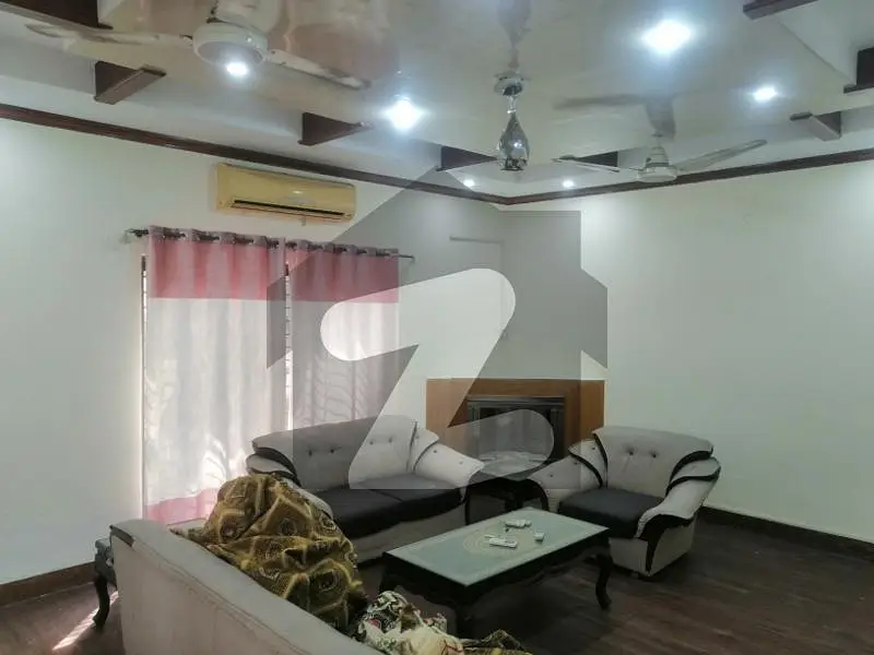 FACING PARAK ONE KANAL LOWER PORTION FOR RENT IN DHA PHASE 4