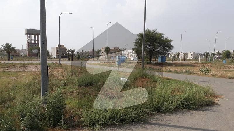 On Investor Rate 1 Kanal Residential Plot For Sale In DHA Phase 7 - Plot # U 178