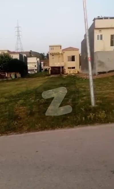 7 marla plot for sale in umer block park phase phase 8 bahria town Rawalpindi