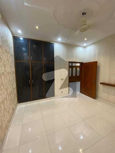 5 Marla house Available in low budget in sector B bahria town lahore