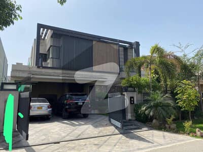 Contemporary Luxury: Stunning 1 Kanal Modern House For Rent"
