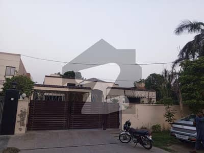 ڈی ایچ اے فیز 1 ڈیفنس (ڈی ایچ اے),لاہور میں 5 کمروں کا 2 کنال مکان 14.0 کروڑ میں برائے فروخت۔