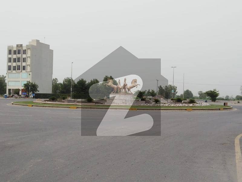 5 marla plot for sale in D1 block open form with no transfer fee at brilliant location in bahria orchard